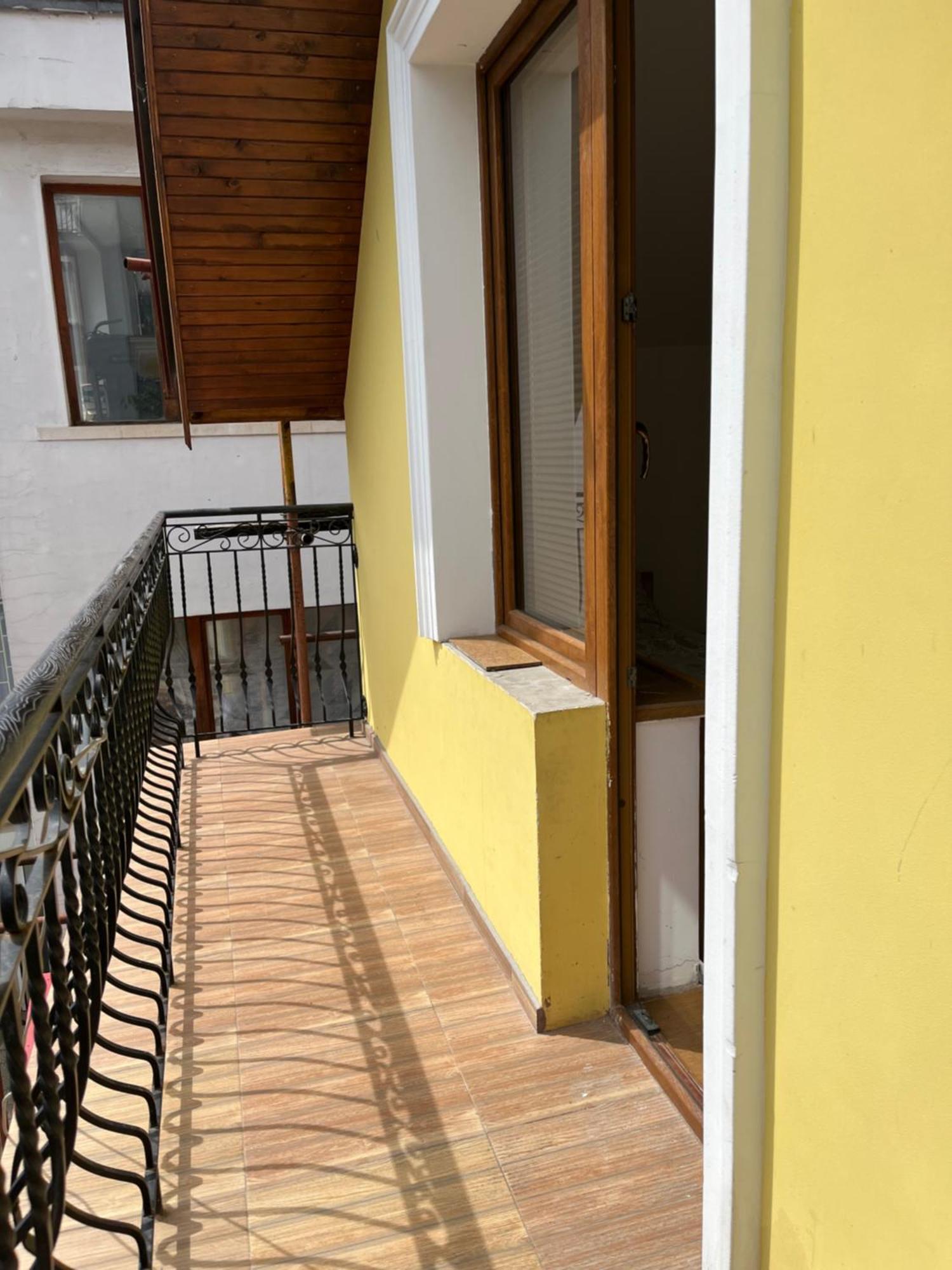 En-Suite Rooms: Novа Guesthouse In Sofia Center Exteriör bild